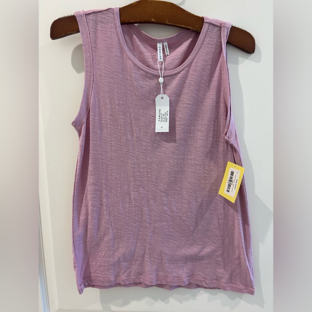 Relaxed Pink Tank Top with Sleeveless Design